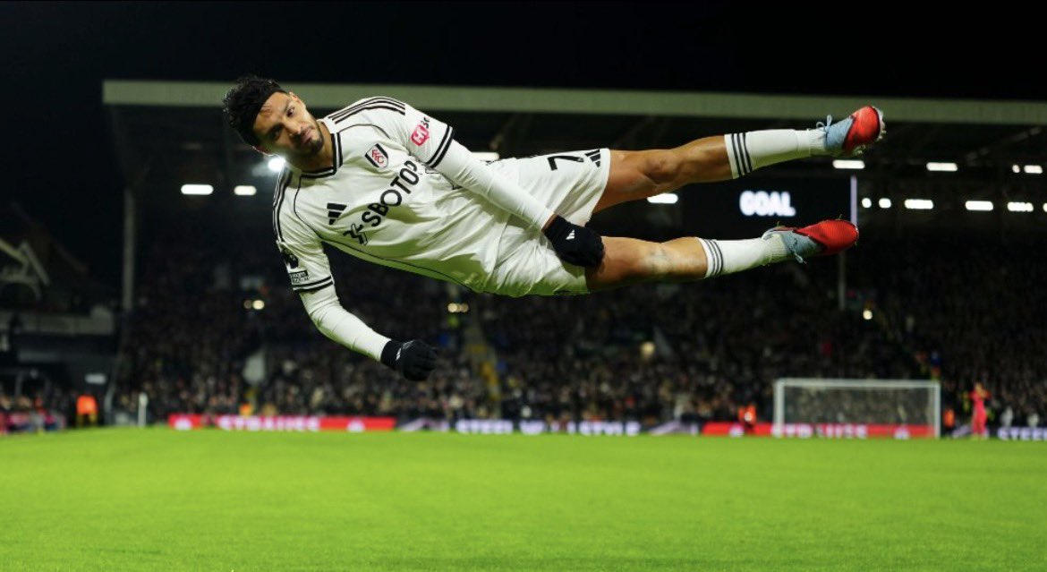Me getting into to befd tonight… what a football club we are 🖤🤍 #FFC