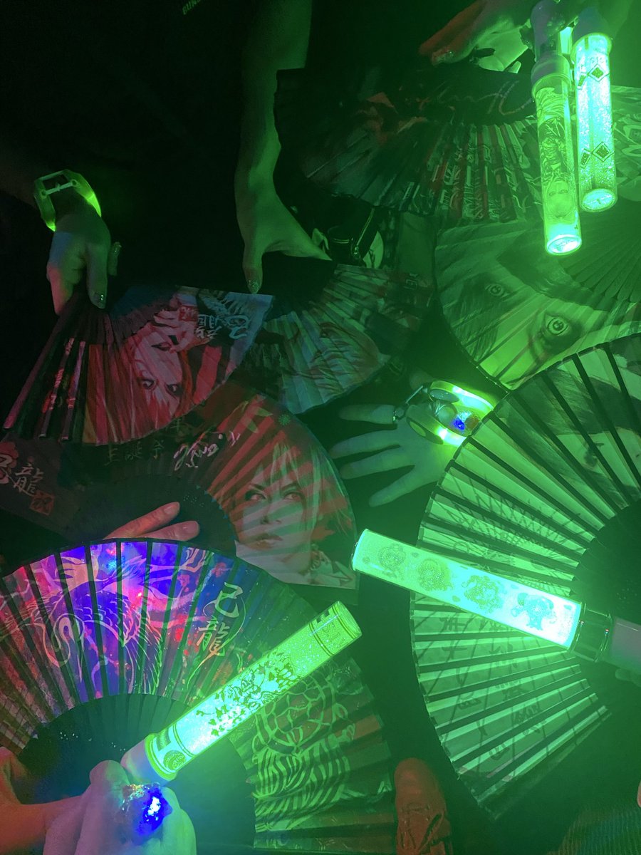 えりんぎ様 トリックスター / Ninja ZX-25R (23-25)レーシングスリップオン