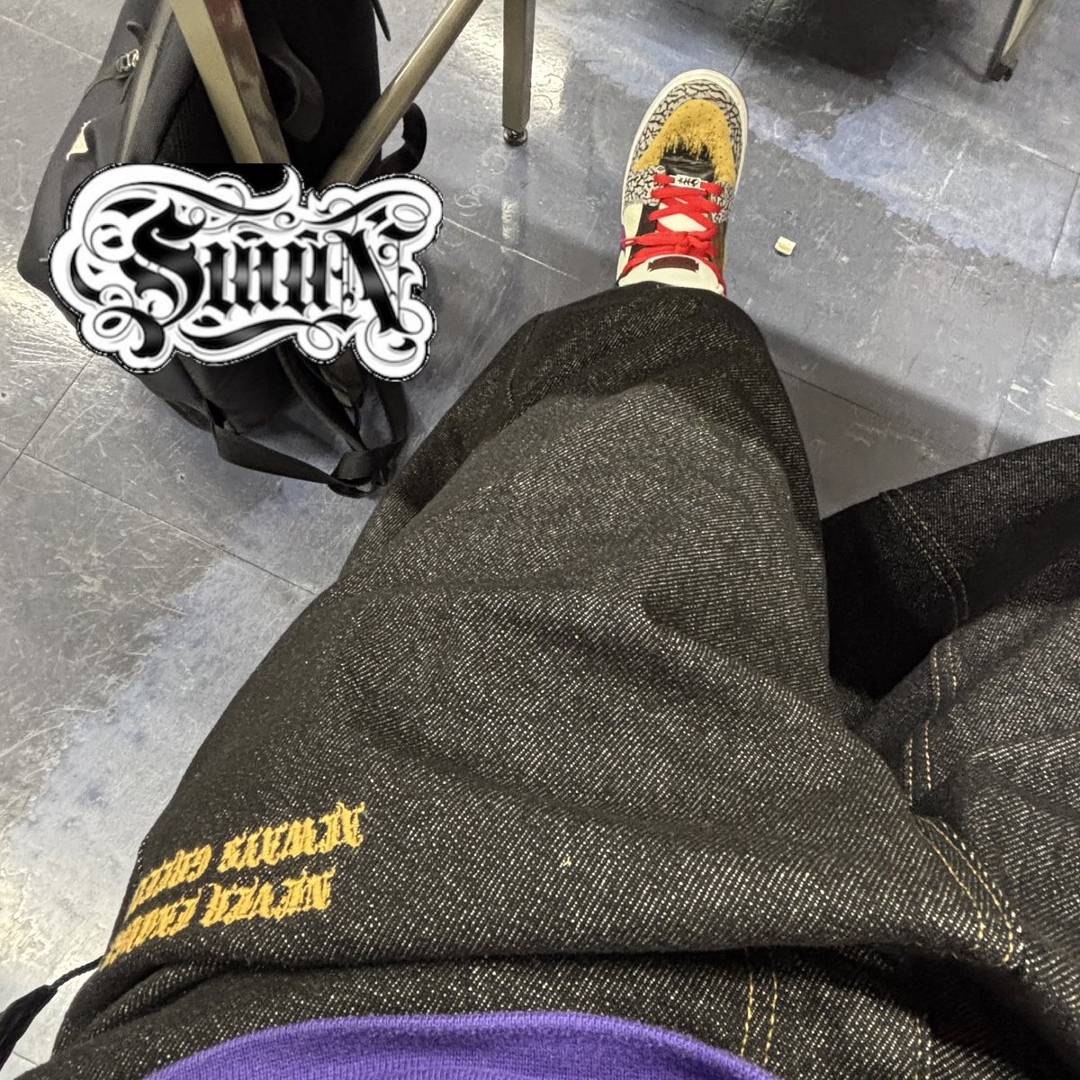 ALMA1025's tweet image. Baggy Denim Pants / Black
早速、穿いてます。
想像よりソフトな生地で気持ちいい😊
ヘビロテ確定！
@SWUN2022 
@relation_r