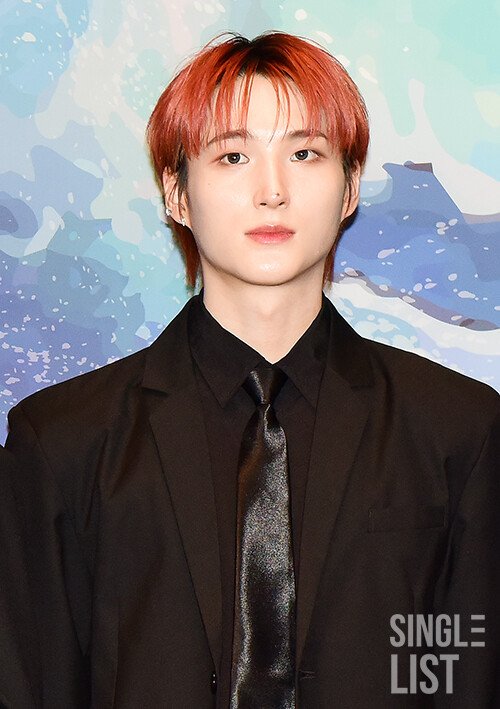 kimbeomsoo_ina's tweet photo. [📸] —070126

Tatapan Mata Beomsoo XODIAC yang Mendebarkan Hati. ᥫ᭡.ִֶָ𓂃

🔗 : https://t.co/6rGerVisUV

#XODIAC #소디엑 #BEOMSOO #범수 https://t.co/fyKl7Iwd5H