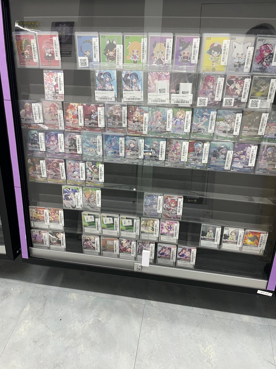 🔥ホロカ販売情報🔥】 高額カードからプレイ用カードまで多数展開して