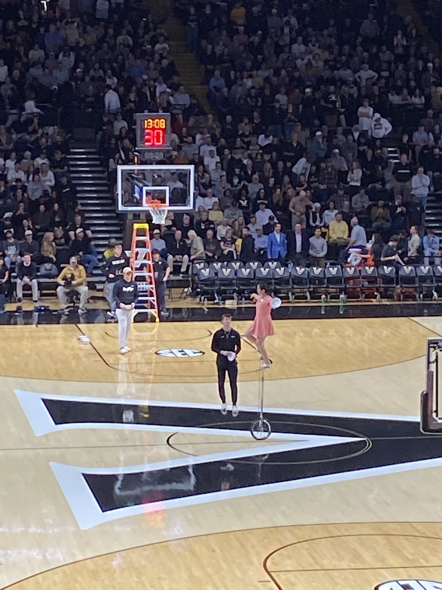 BluejayBobbyJ's tweet image. RED PANDA