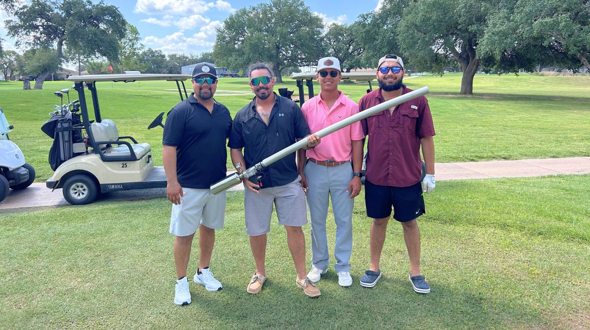 AEPTexas's tweet image. Employees from the Pleasanton and Pearsall areas participated in Knights of Columbus golf tournaments in Pleasanton and Devine, with AEP Texas contributing $2,200 to support community initiatives. Full story: ms.spr.ly/6018tF1Ys

#WeAreAEPTexas #Community #KnightsofColumbus