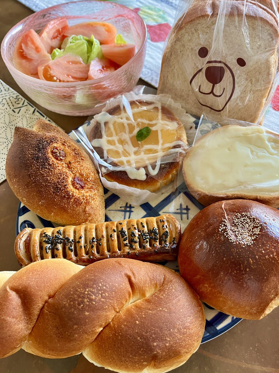 今年初めてのくまパンさん 今年も海の街に帰ってくるたびに 行くぞ