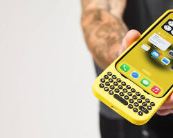 We are in 2026, and the hottest gadget at #CES2026 is... a physical keyboard for the iPhone? ⌨️🤯
​The "Clicks" case is literally bringing BlackBerry back.
​Genius or unnecessary nostalgia? I kinda want one.
​#TechTwitter #iPhoneAccessories #BlackBerry #FutureTech