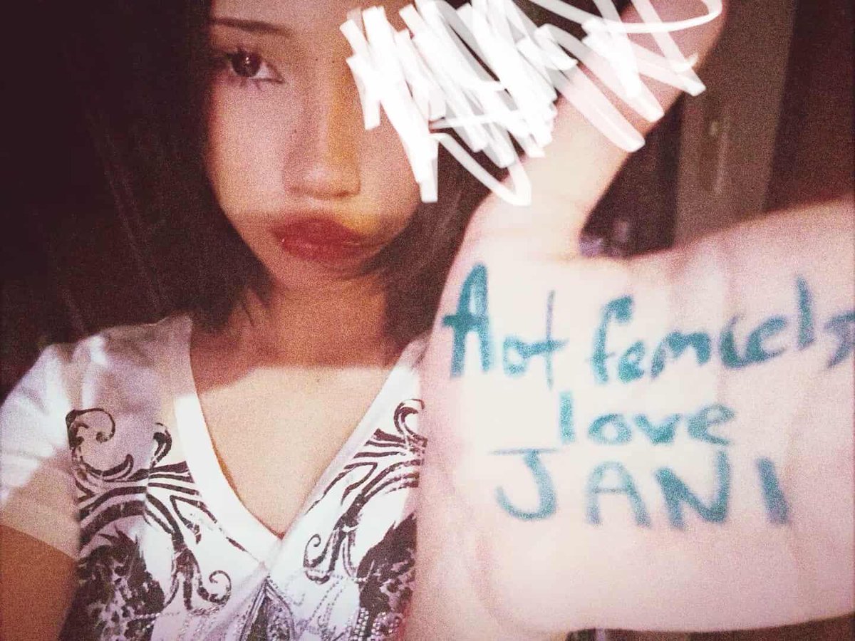 bowelids's tweet image. lumi me hizo un zing para que no la matara por marcarle a ###### TE AMO LUMI ASI SEAS TONTA @anticeperos