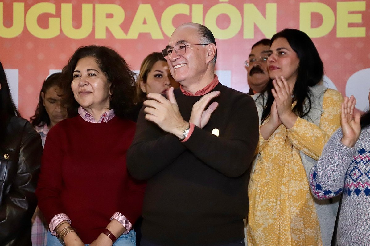 ¡Empezamos el año con compromisos cumplidos! ✨

Hoy entregamos la rehabilitación integral de la calle Julián de los Reyes, una de las vialidades más importantes de nuestro Centro Histórico que hoy luce más accesible y transitable, gracias a los trabajos que realizamos en tiempo