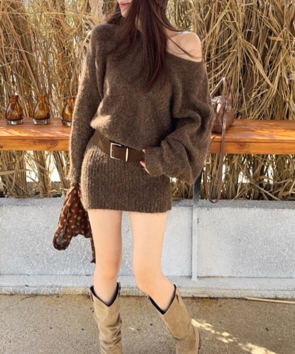 リブ編みのデザインがスタイルを美しく見せ、ベルトでウエストを強調することで、女性らしいシルエットを実現

thebase.com/to_app?s=shop&…