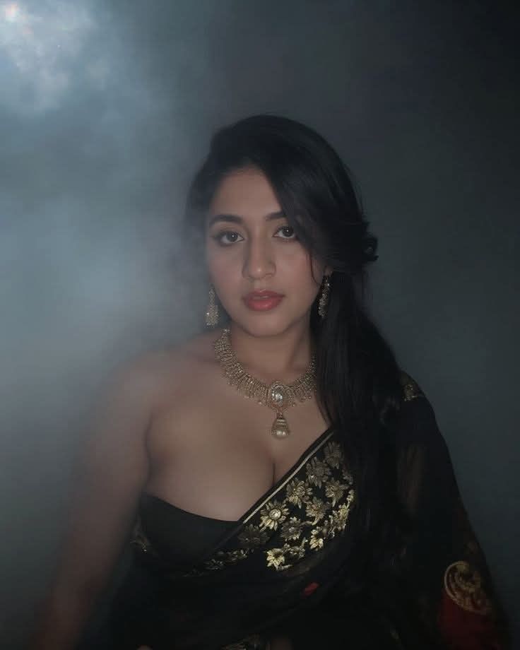 arti_087's tweet image. Good morning! 💕 Wishing your day be as bright and joyful as your smile. 🌸