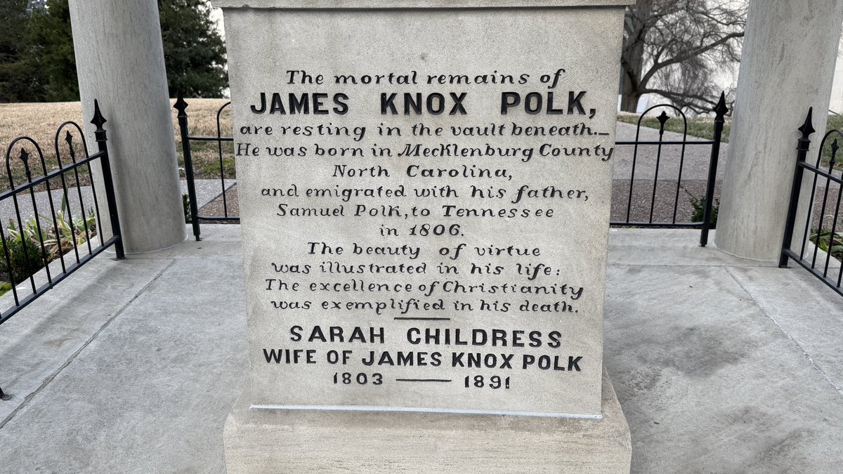 lead230's tweet image. Walked the grounds of the #Tennessee state capitol this evening. Very beautiful! President Polk continues to rest in peace! 📸 Lee Roberts #Landmarks