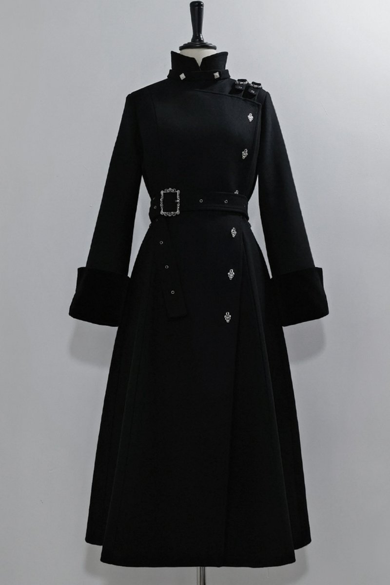 軍服　ロングコート 🖤⚔️漆黒のゴシック軍服ロングコート⚔️🖤