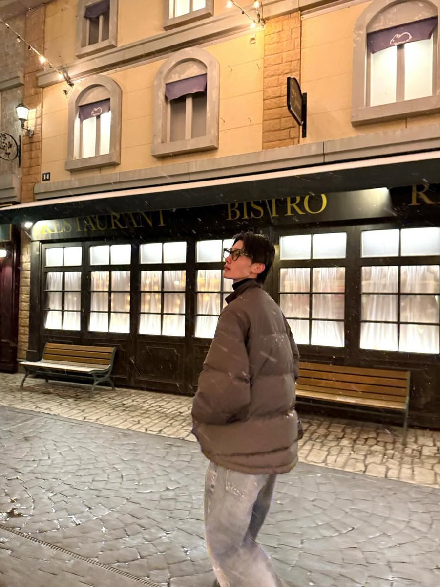 asckura's tweet image. WAKE UP BABE JO’S BF MATERIAL PICS JUST DROPPED