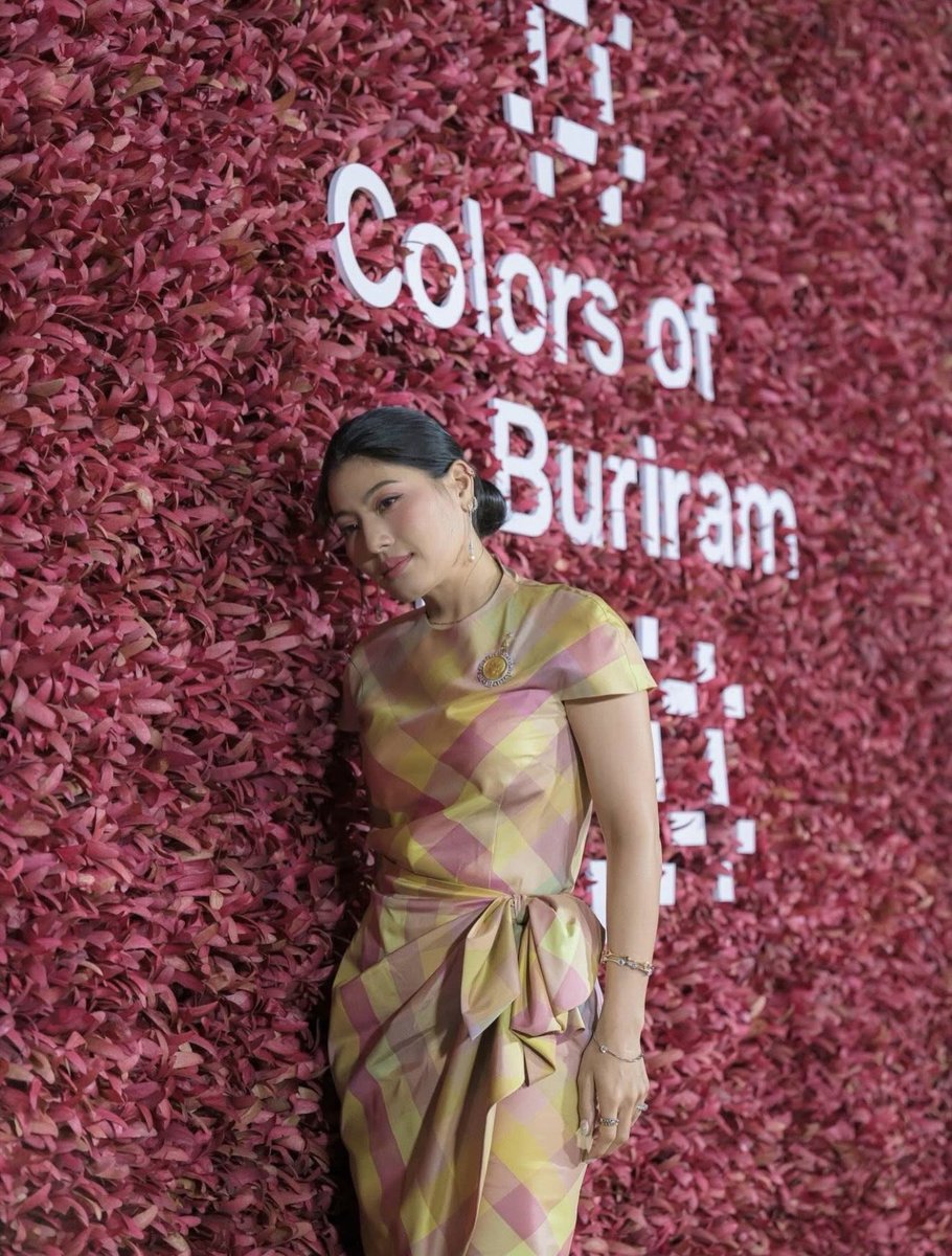 BeautyDiaryNews's tweet image. คุณเป๊กลูกชายนายกอนุทิน ได้ลงIG 
เนื่องในวันนี้เป็นวันคล้ายวันประสูติของสมเด็จพระเจ้าลูกเธอ เจ้าฟ้าสิริวัณณวรี นารีรัตนราชกัญญา ทุกรูปทรงสิริโฉมงดงาม 🙏🏻🙏🏻🙏🏻