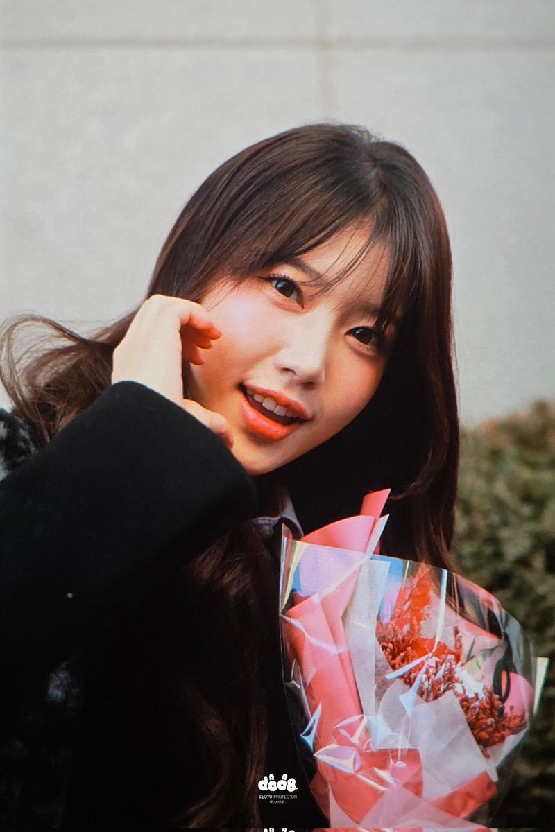 doo8ight's tweet image. 260108 한림예고 졸업식 #서유 ʚ♡ɞ

#유스피어 #서유