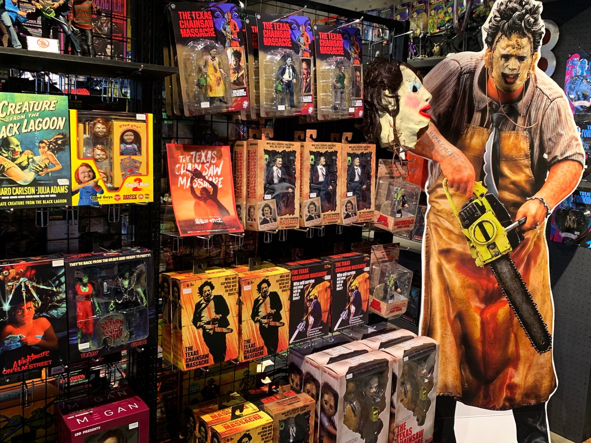 伝説再び―。
豆魚雷『 #悪魔のいけにえ 4Kデジタルリマスター 公開50周年記念版』公開記念キャンペーン第二弾！

『悪魔のいけにえ 4Kデジタルリマスター 公開50周年記念版』の半券、もしくはデジタルチケットを 1/10以降 に "豆魚雷高円寺店"店頭