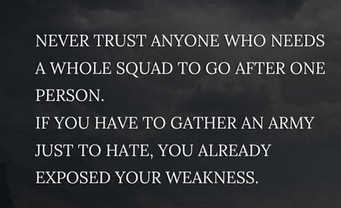 NarcissistBox's tweet photo. https://t.co/IhYbJhlx88