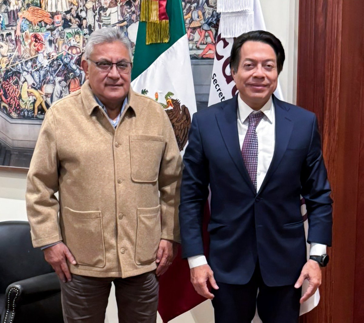 Lichower's tweet image. El Srio. Gral. del #SNTE, Mtro. Alfonso Cepeda Salas, sostuvo la primera reunión del 2026 con el titular de la @SEP_mx, @mario_delgado, para fortalecer la coordinación institucional, en beneficio de la educación pública y sus maestros.