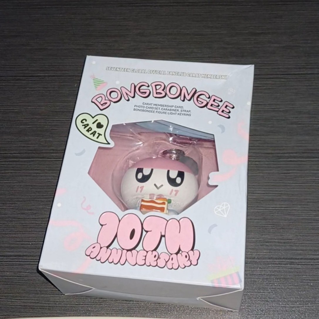 loverainbow_26's tweet image. THANK YOUUUU gitaa @njunsejun @halohao_o udah dibantuin bawa pulang membkit gemeess ganteng 🥰🥰🫶🏻 love love 😍😍