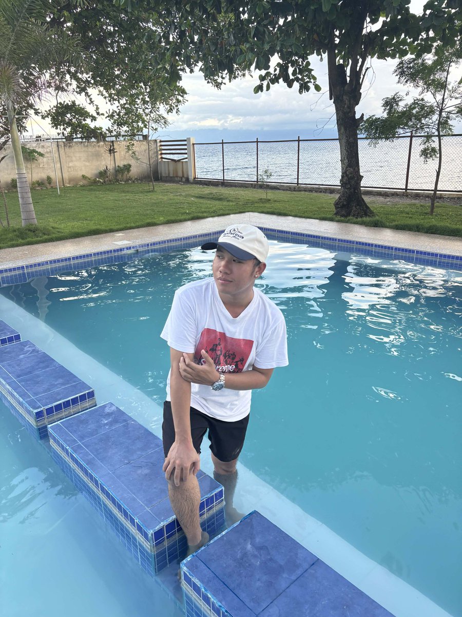 callmebeej_'s tweet photo. Me being me https://t.co/tCPEtYABht