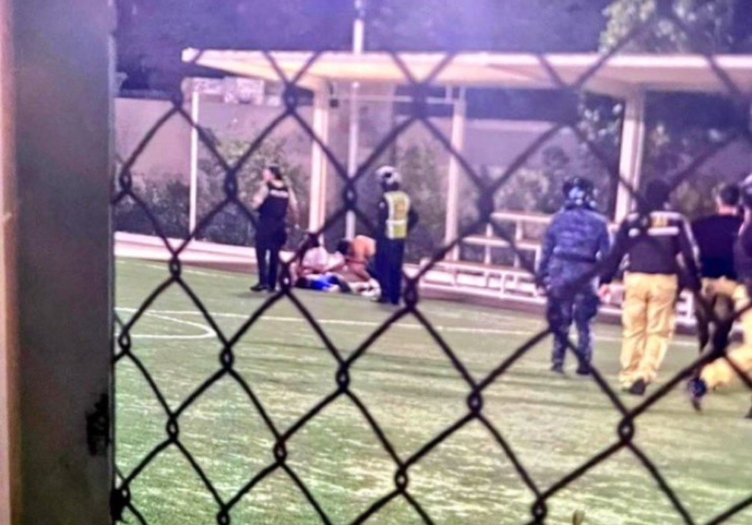DrBannerLuis's tweet photo. 🚨URGENTE🚨

El dueño de Cajamarca que da seguridad a MOCOLÍ,el mismo dueño dice está llena de narcos y seguido ASESINAN a tres personas (un hijastro conocido).

Que casualidad "TOXIC"

mamarracho @jantopicecuador ¿cómo  así andas CANTANDO SICARIATOS?

@vekale75 @rorkafracul https://t.co/GiTLohaQuS