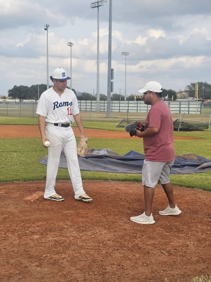 ElsikBaseball tweet media