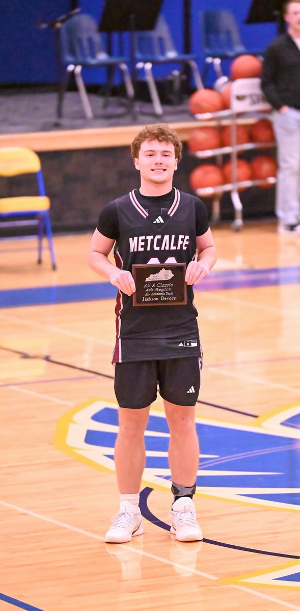MetcalfeHornets's tweet photo. Huge congrats to Jackson Devore and Bree Jolly! 🏆📚
They’ve been named to the 4th Region Class A All-Academic Team. Way to get it done both on the court and in the classroom! 🌟🏀📖 https://t.co/y4AO0pBBIg