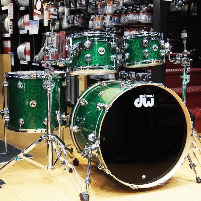 年始の大特価DWドラムセット40％オフです！ ド定番のコレクターズ