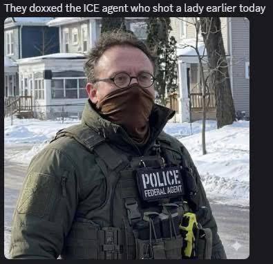 pnwguerrilla's tweet image. HE CANT KEEP GETTING AWAY WITH THIS!!!!