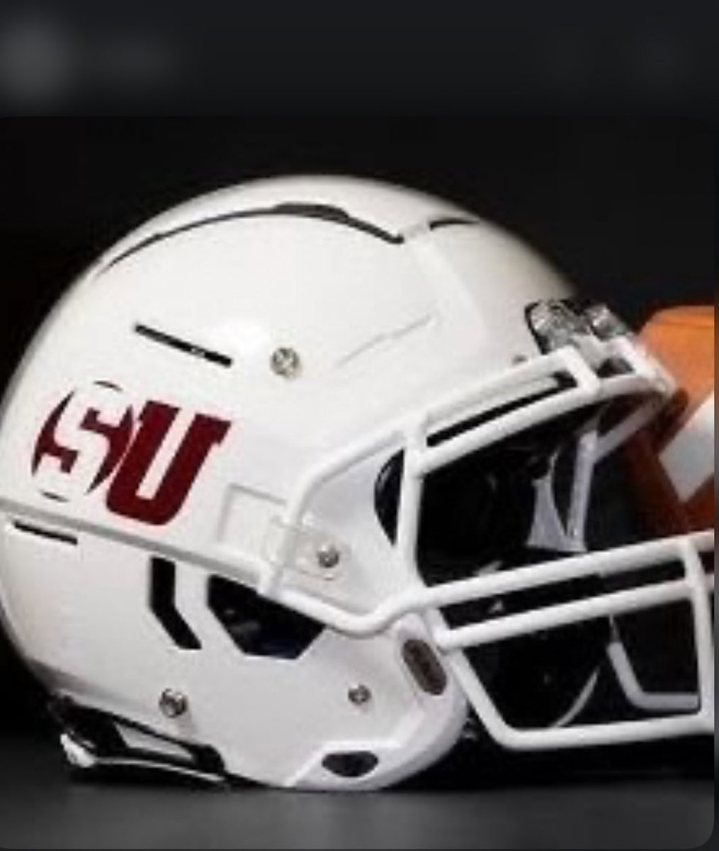 Dhouston26's tweet photo. I wanna thank my coach’s and family for giving me the opportunity to do what I love #AGTG After a great conversation I’m blessed to receive my first offer from @SchreinerFB @Coach_Hill2 @CoachCD20 #nwo https://t.co/IChOS0hVpb