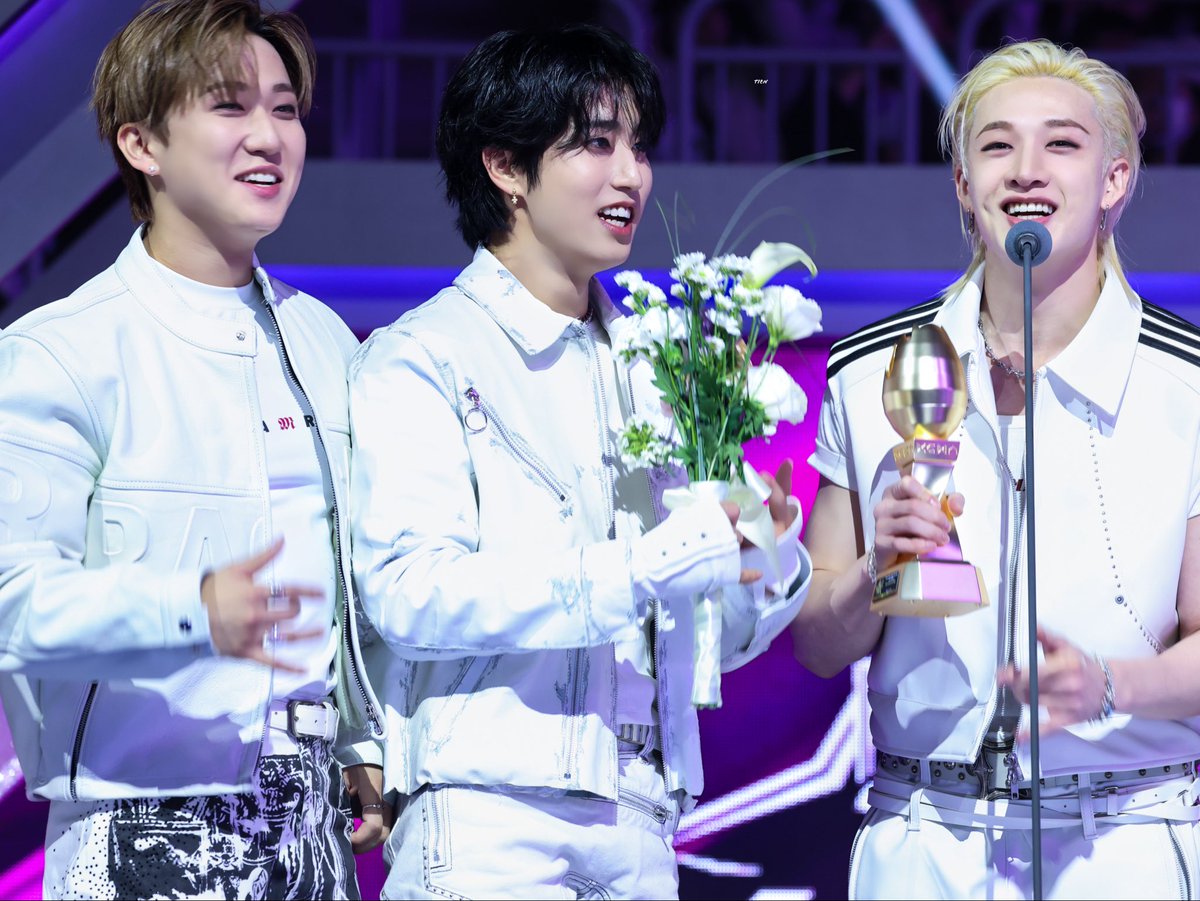 TT_3racha's tweet image. 3RACHA
#BangChan #방찬 #方灿 #バンチャン 
#Changbin #창빈 #チャンビン
#한 #HAN #ハン #한지성 #HANJISUNG 
#StrayKids #스트레이키즈