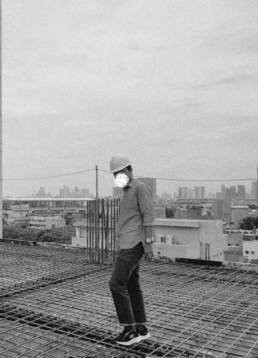 liamderivan's tweet image. Mari menjadi kuli membangun negeri.