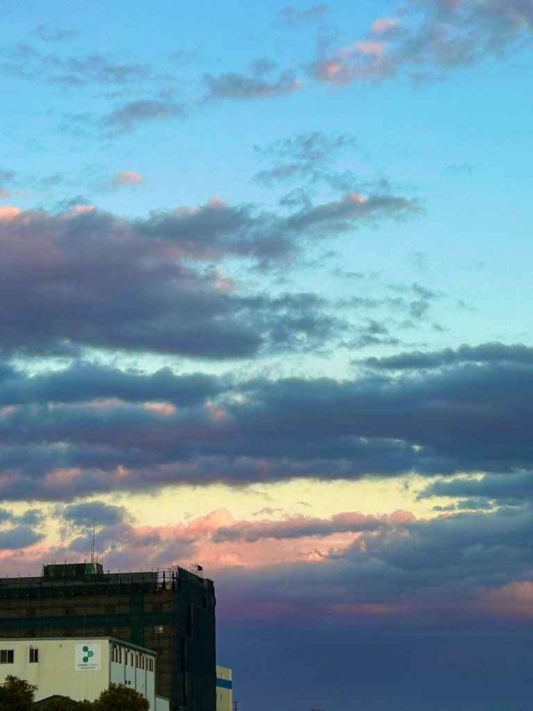 ＃夕景写真館
#空を見上げて生きていく