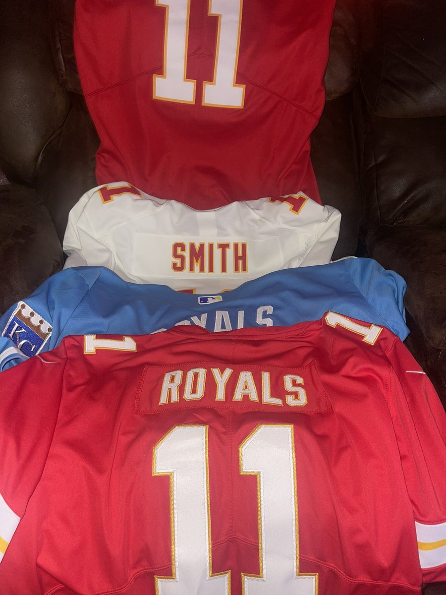 Corey Jones tweet media