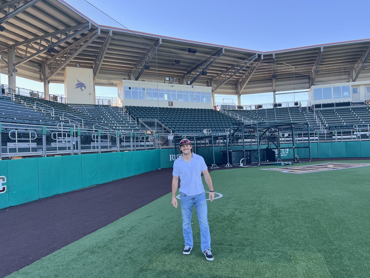 Reid Farrell tweet media