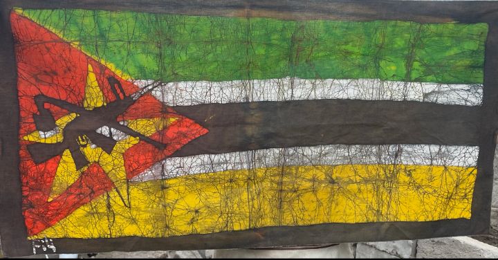 JaskillMaputo's tweet image. Art of the Day! "Viva Mozambique- Flag". Buy at: ArtPal.com/Batik?i=320318…