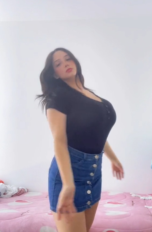 ItsOn_LayaWay8's tweet photo. She agreed to collect 500 bucks from her sister bf imagine! 👀🤫

🎥 in thread ⤵ https://t.co/diSOG48PBR