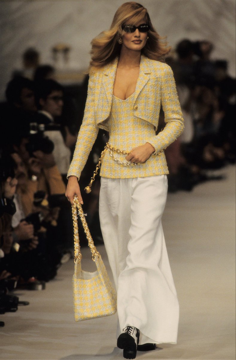 LegendaryLade's tweet image. Quenlin Blackwell wearing Chanel SS 1993! 💛
