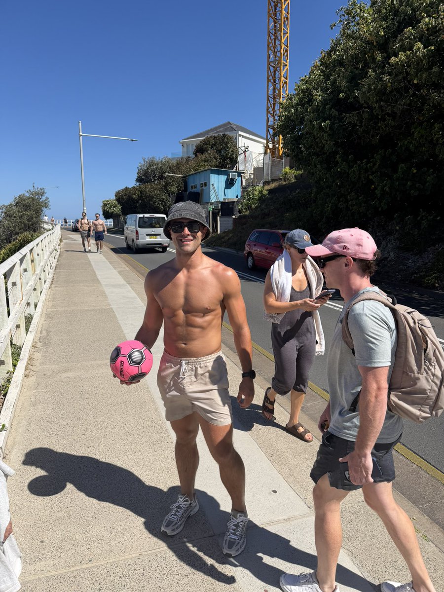 Brandon Keogan tweet media