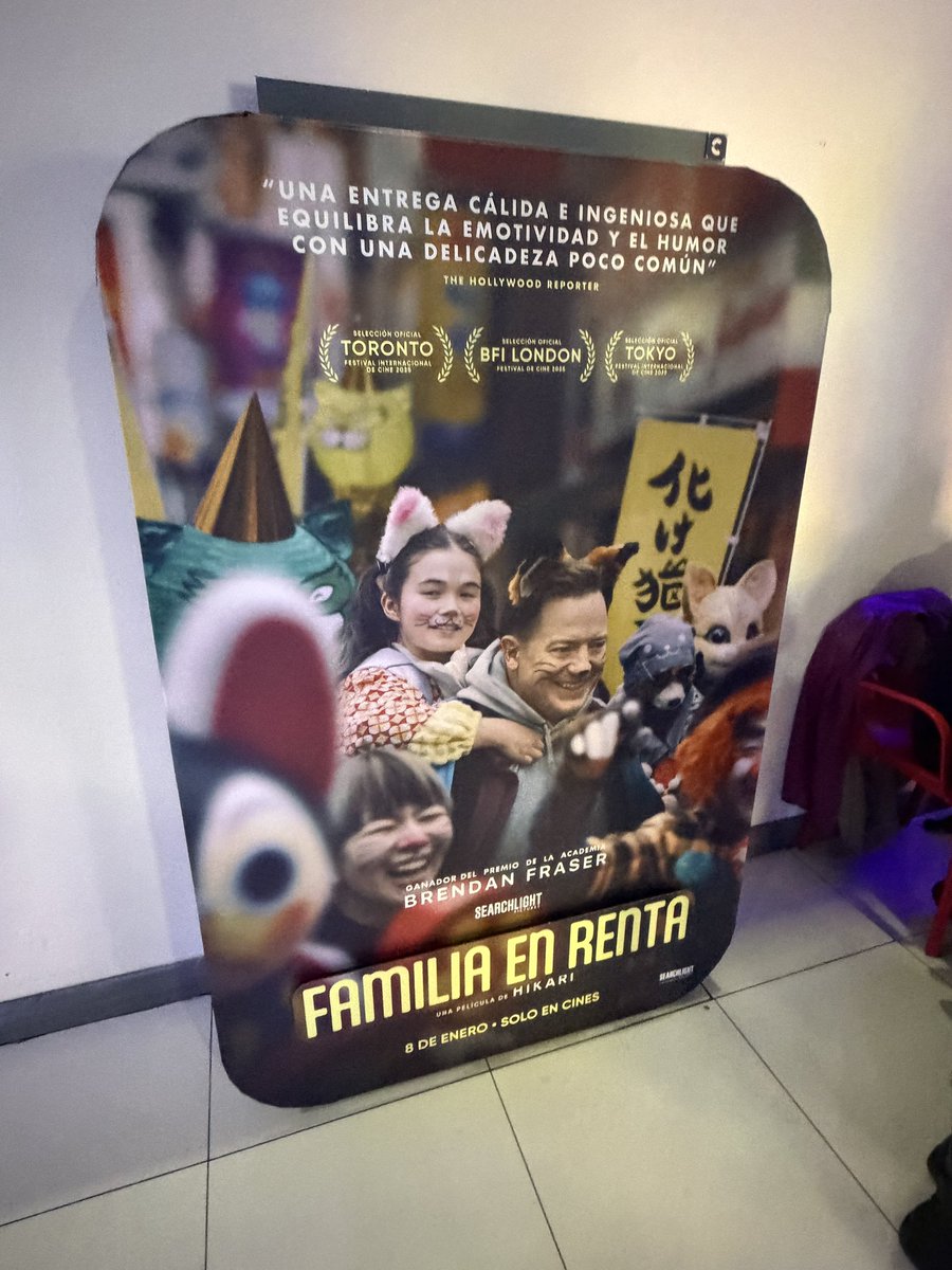 Saliendo de ver #familiaenrenta qué maravilla, vean una historia diferente , un opción maravillosa para temporada post navideña