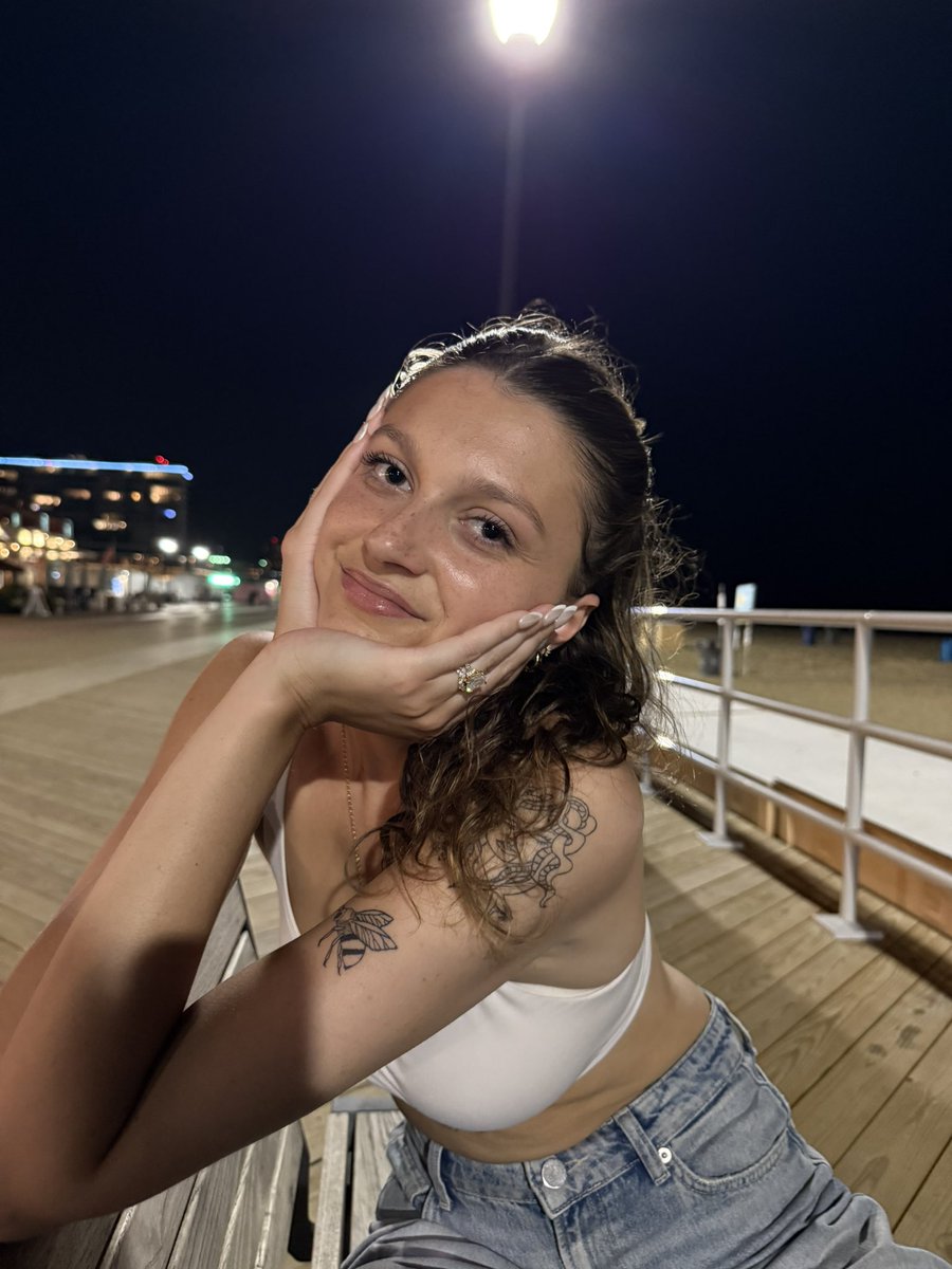 Today I have 999 days clean 🤍 what a gift to be given a new lease on life !! 

If you’re struggling, just remember it’s one day at a time, and that everyone with more than one day clean had just one day at some point. #recovery #sobriety