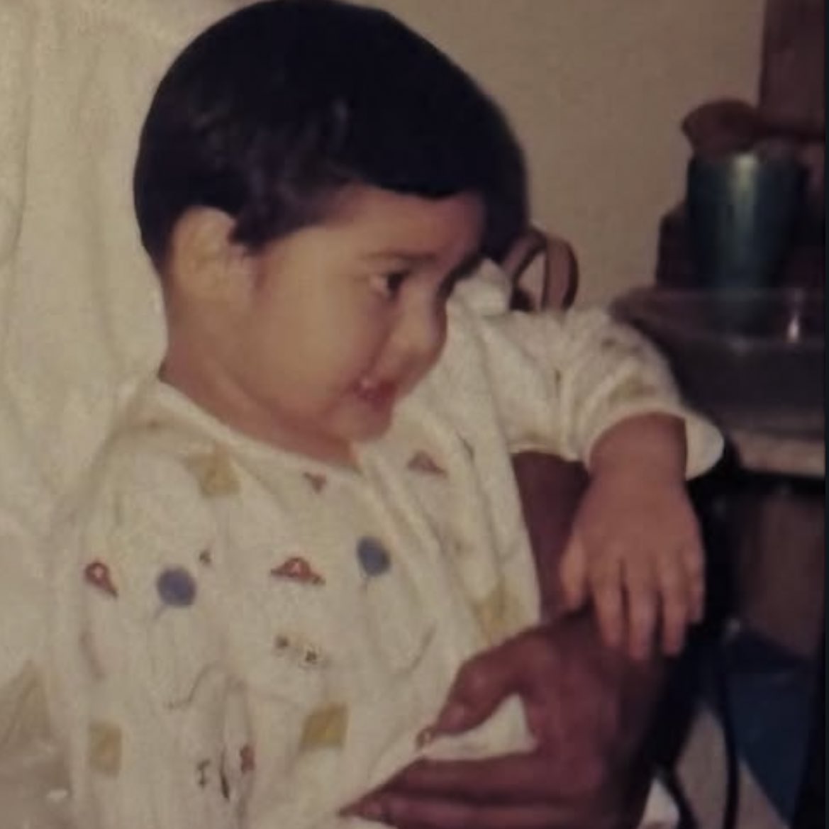 __imcal's tweet image. “i wonder who my bf will be”            “me duh”