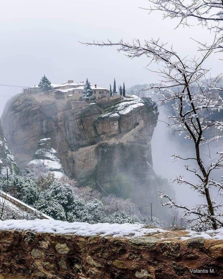 TSeretes42140's tweet photo. Καλημέρεεεεεεεες 
Μετέωρα. https://t.co/EP9Ga4NdUB