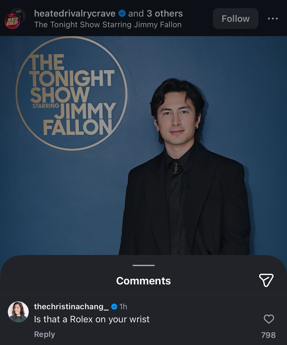 chaotickraken91's tweet image. Yuna Hollander ALWAYS be looking out for those brand deals 🤭