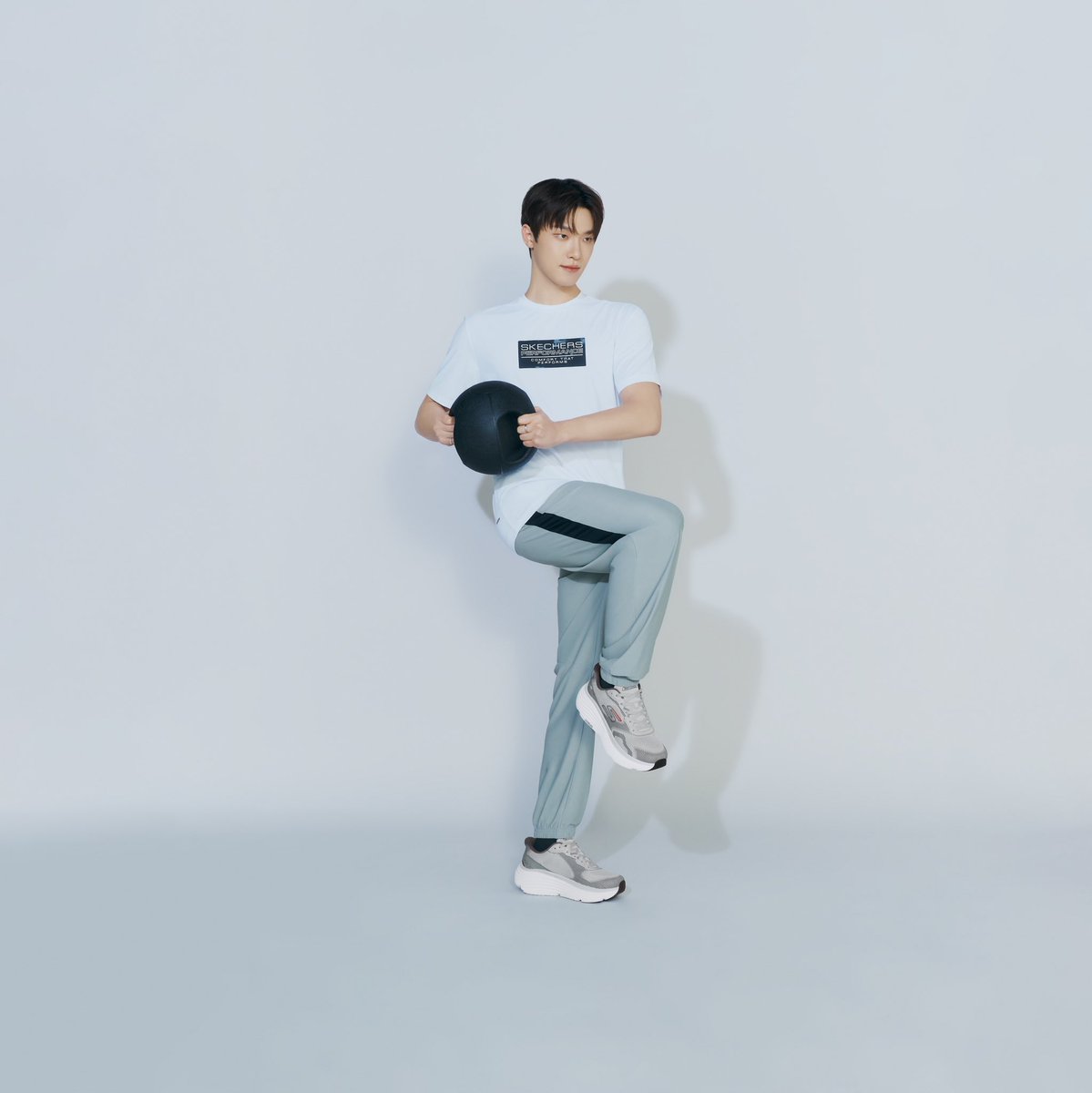 sounds_of_cheol's tweet image. dk, seungkwan, dino for SKECHERS 👟