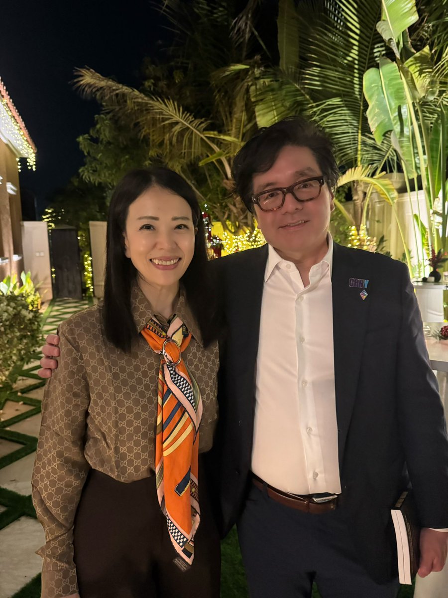 Ella Zhang tweet media