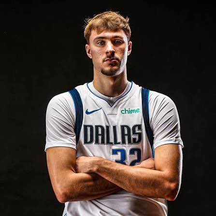 Too late for me to watch the Mavs comeback against the Kings last night, so finishing it now.  Tell me this…even WITH Luka…when’s the last time you’ve been entertained, truly entertained by a Mavs team like this, win or lose?  Continue to build the right guys around Flagg and…