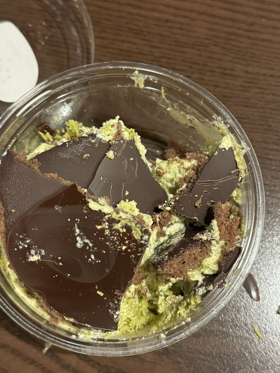 eiduj's tweet image. 그제는만구천원오
늘은이만원인것은