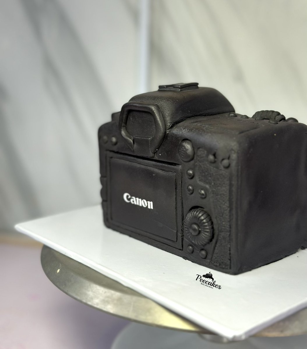 Peecakes tweet media