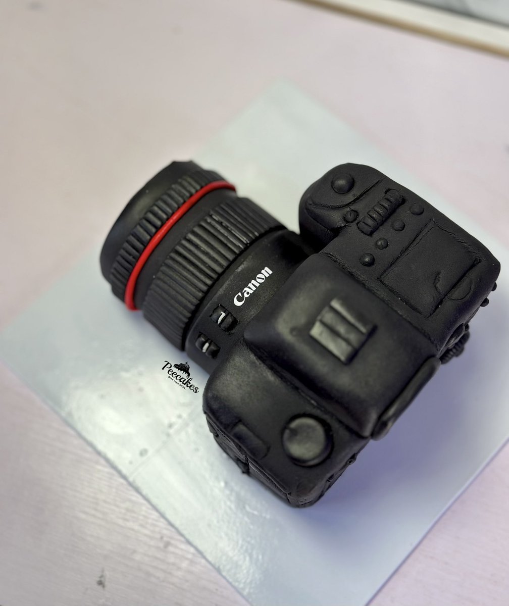 Peecakes tweet media