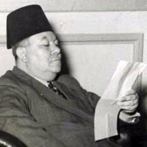 "أول ما تأخذ الأمة الضعيفة من الأمة القوية الرذائل التي يسهل تقليدها"
           الفقيه الدستوري عبد الرزاق السنهوري